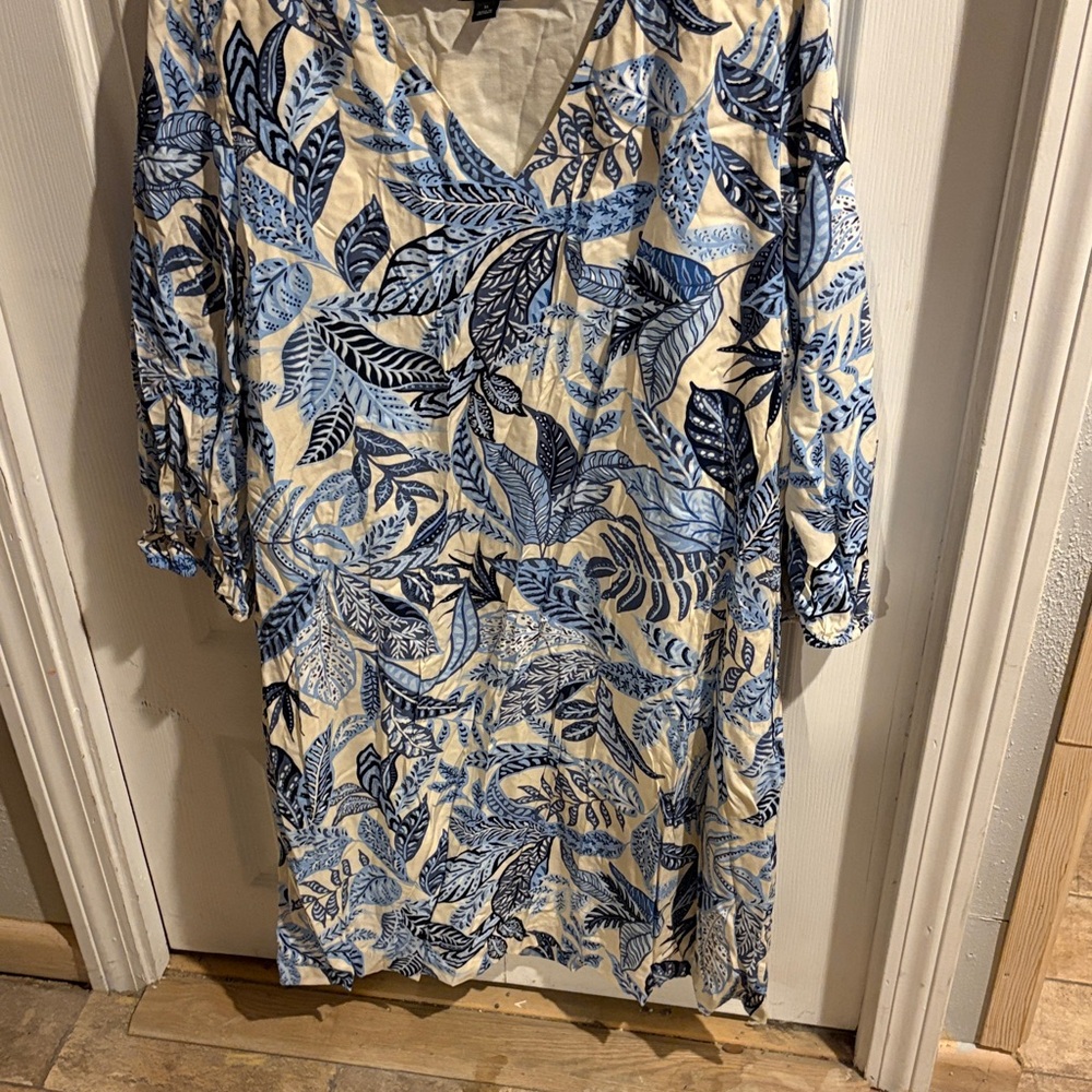 Ann Taylor Cream dress